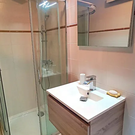 Apartment Renove, 1ere Ligne De Plage, Terrasse Privee Avec Barbecue, Climatisation, Proche Commerces - Fr-1-732-13 Argeles-sur-Mer