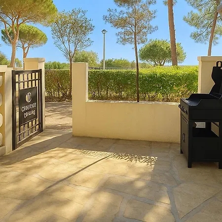 Renove, 1ere Ligne De Plage, Terrasse Privee Avec Barbecue, Climatisation, Proche Commerces - Fr-1-732-13 * Argeles-sur-Mer